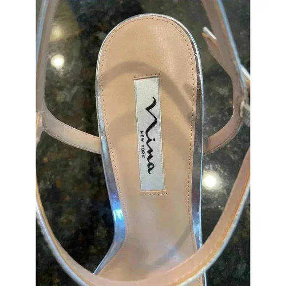 Nina New York silver heels size 11. Silver with rhinestone accents . - Picture 5 of 7